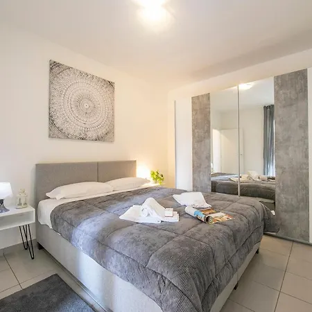 Casa Glicine - Happy Appartement *